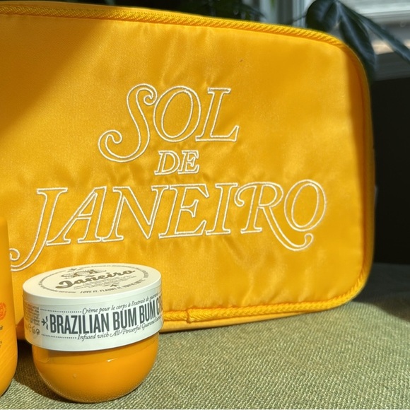 Sol de Janeiro Other - Sol de Janeiro Brazilian Play Duo W/Travel Bag